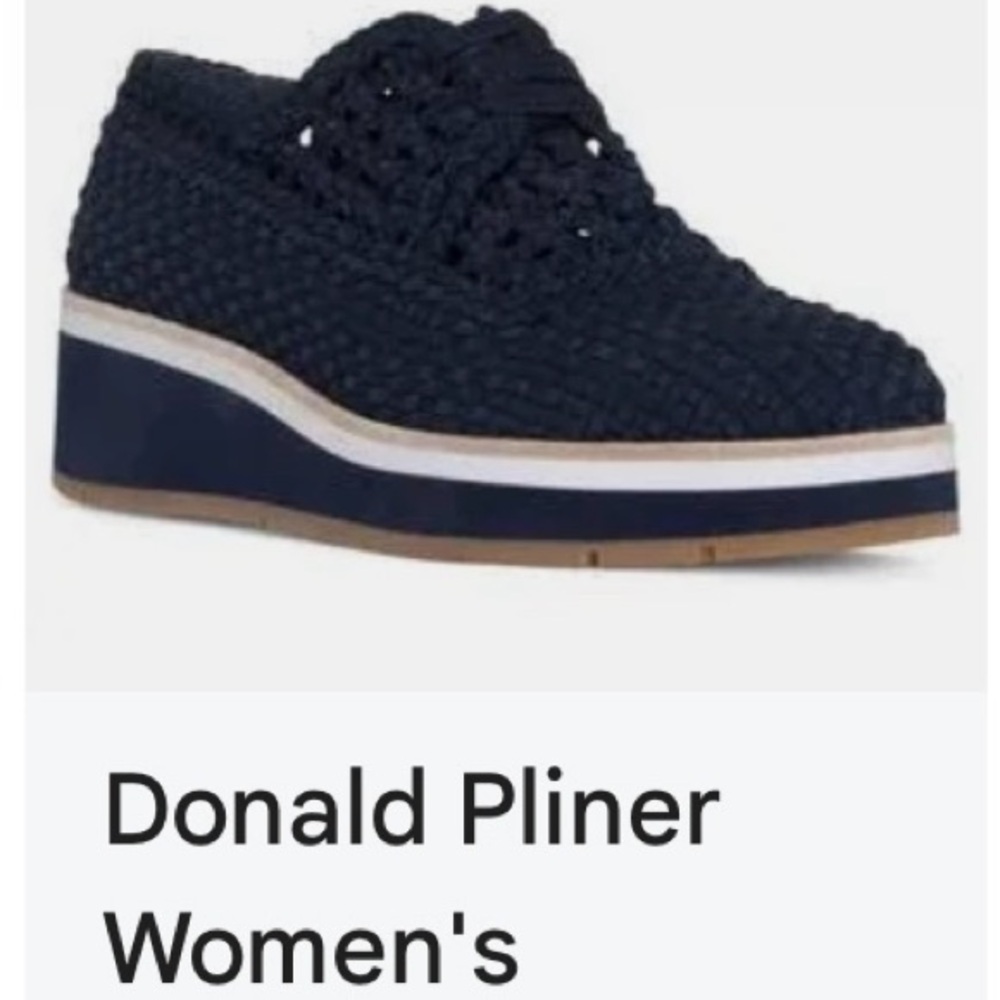 BRAND NEW IN BOX
Donald Pliner luxury shoes~comfort & fashionable